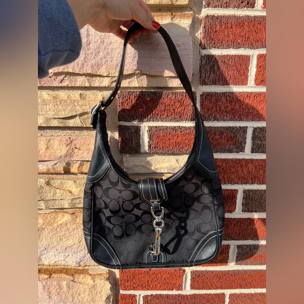 Coach Signature Shoulder Bag